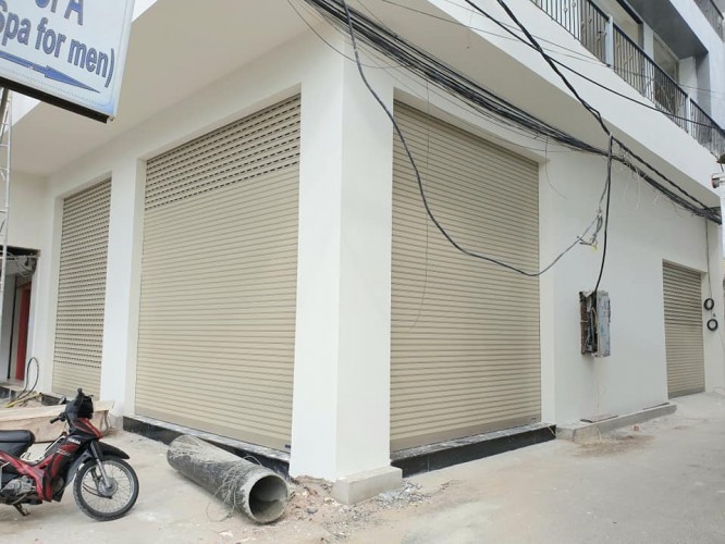 Cửa cuốn Austdoor siêu thoáng siêu êm C70